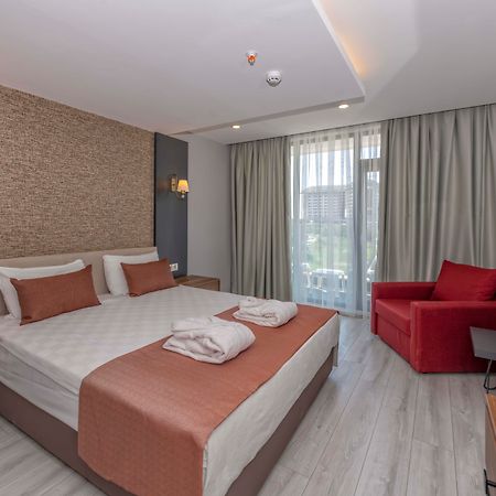 Royal Towers Lara Otel Antalya Dış mekan fotoğraf