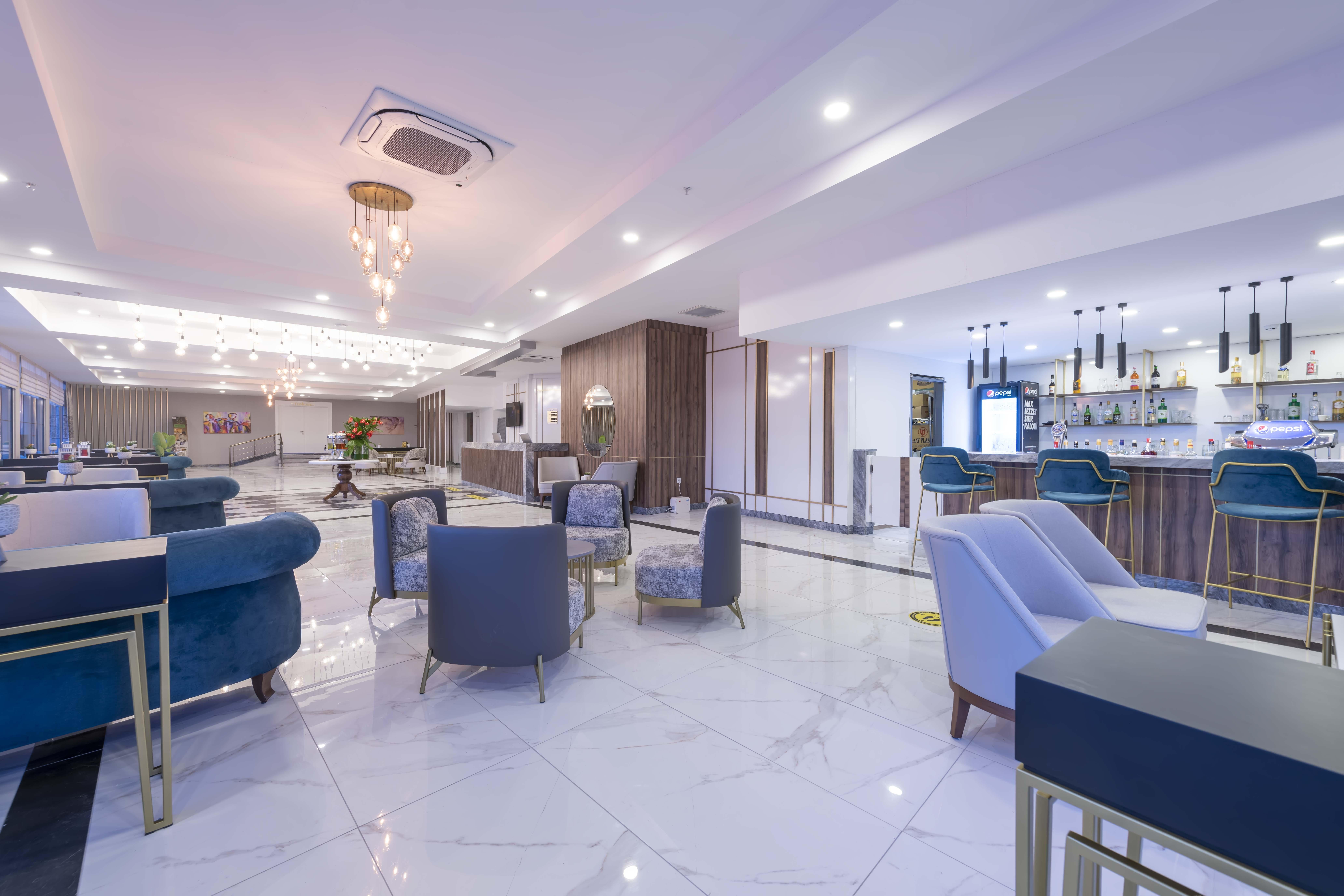 Royal Towers Lara Otel Antalya Dış mekan fotoğraf