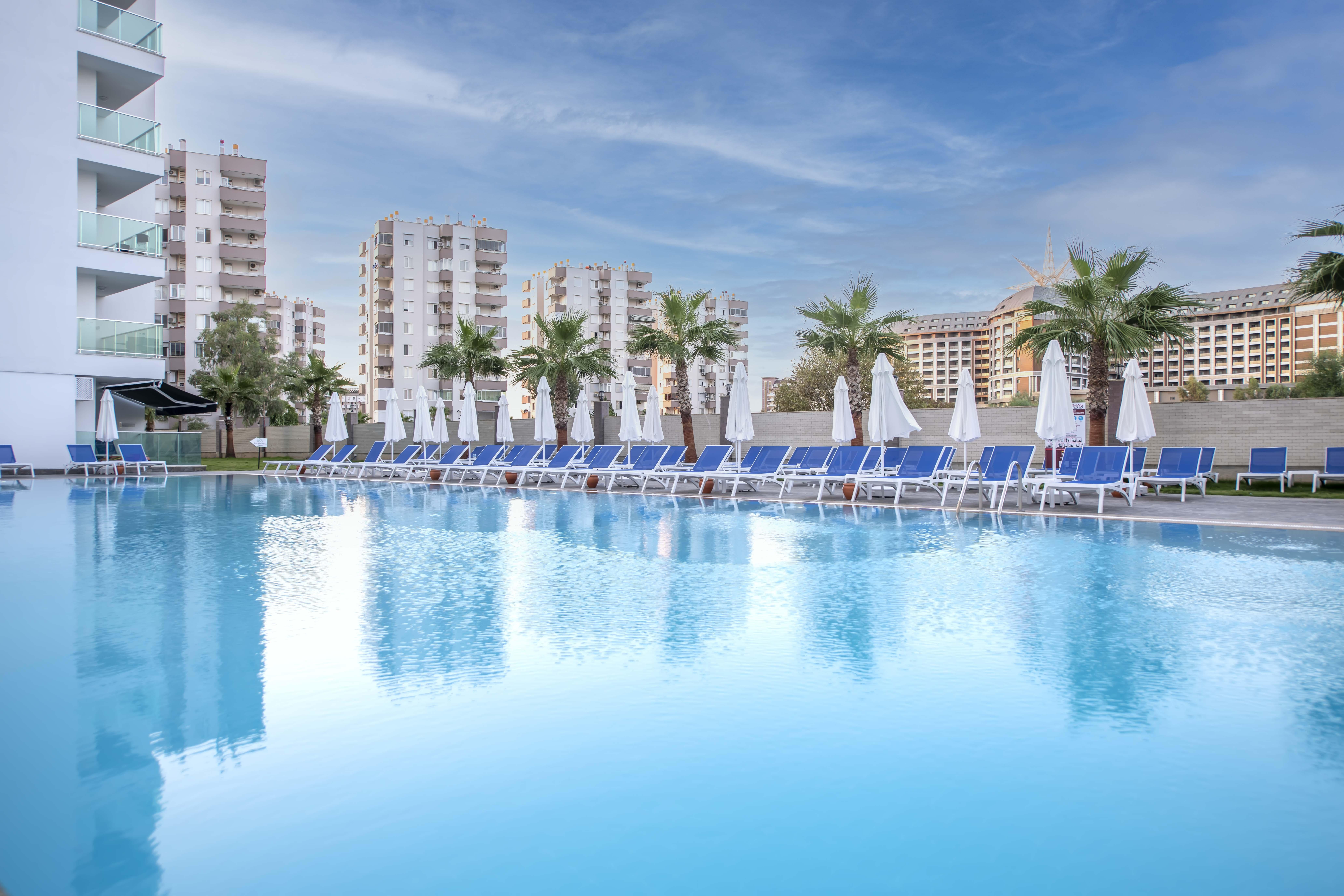 Royal Towers Lara Otel Antalya Dış mekan fotoğraf