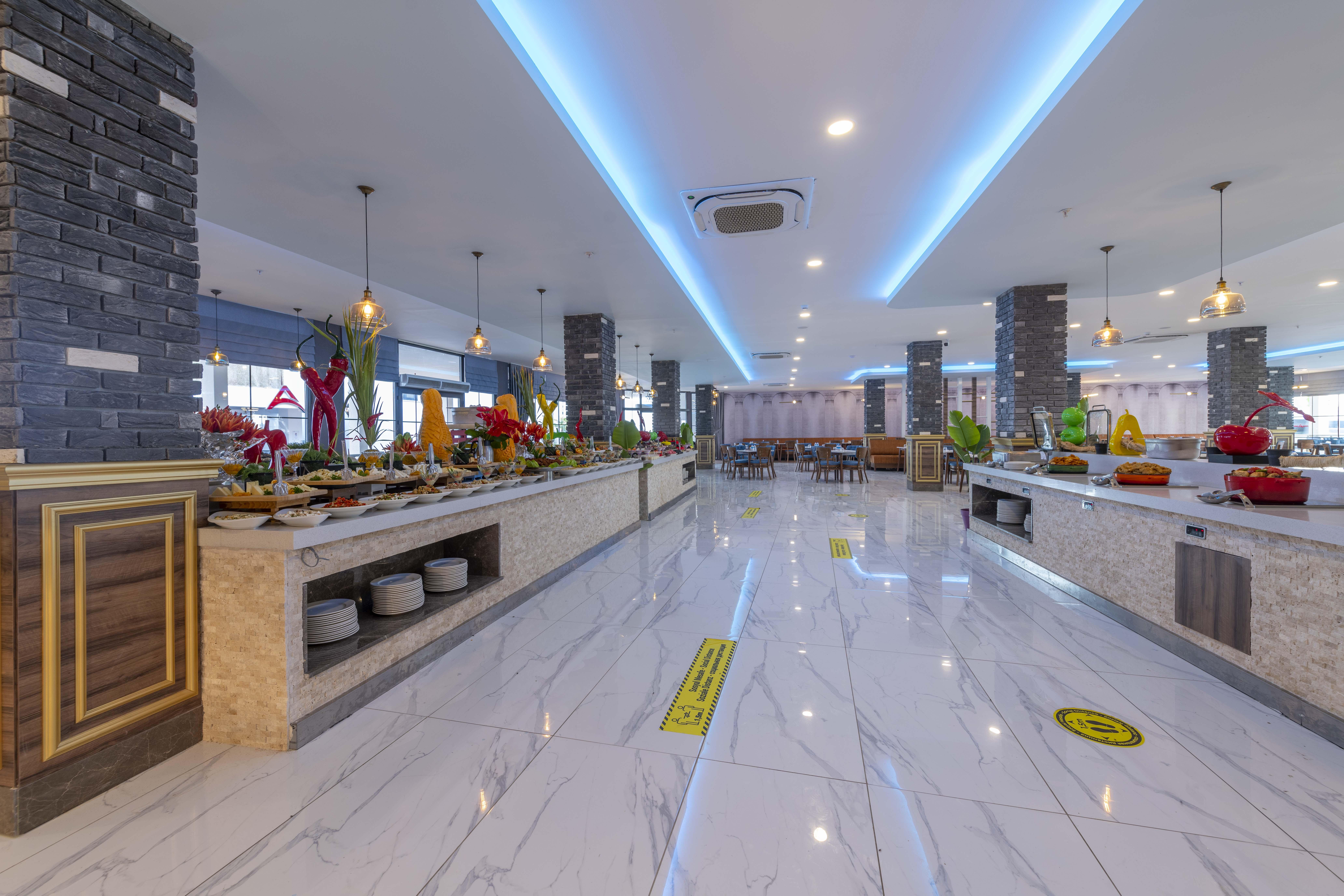 Royal Towers Lara Otel Antalya Dış mekan fotoğraf