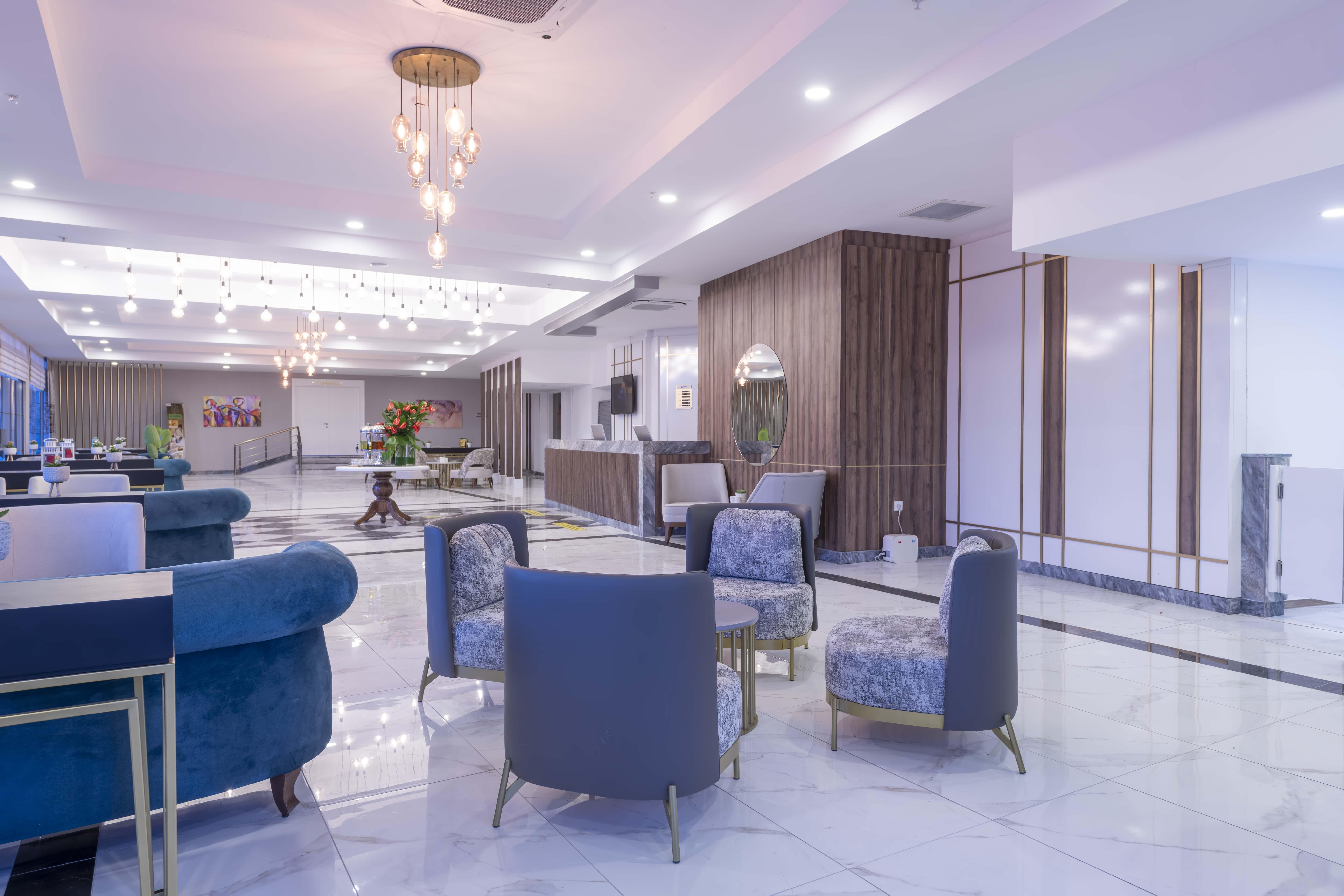 Royal Towers Lara Otel Antalya Dış mekan fotoğraf